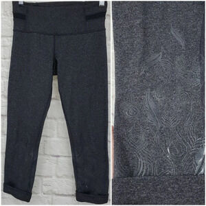 Lululemon Acro Crop Grey Peacock Cuffed Hem 4